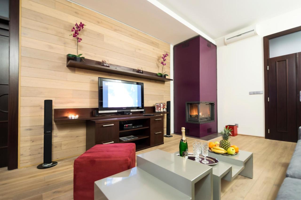Luxury Apartments Pricna Prague Exterior photo